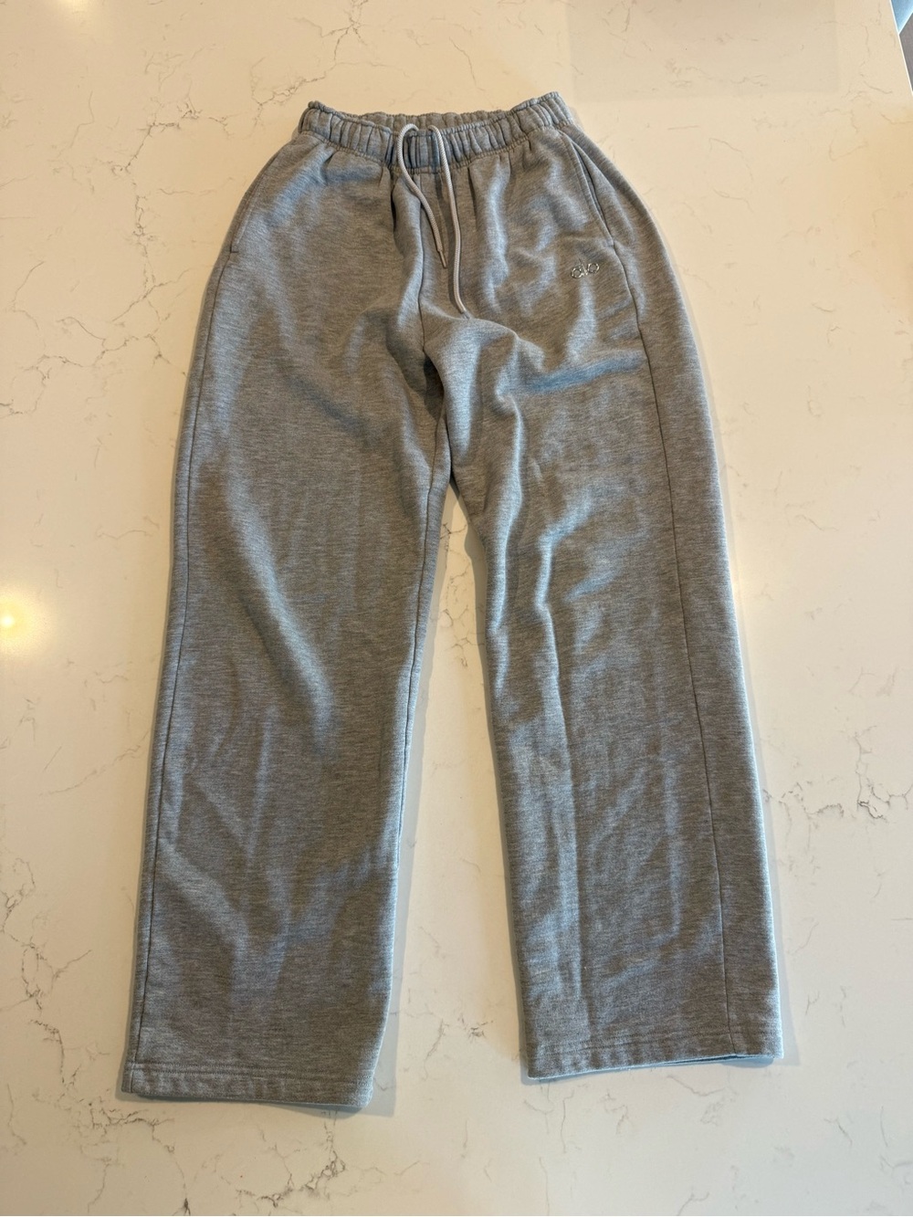 ALO YOGA ACCOLADE PANTS